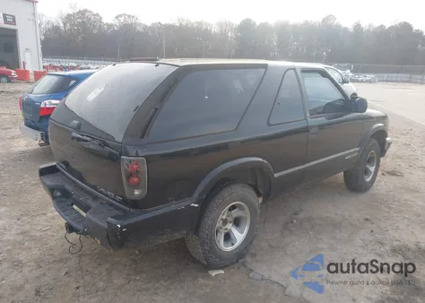 2000 Chevrolet Blazer Ls from USA, damaged, VIN 1GNCS18W1YK293937